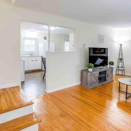 Amazing Ranch Mins Away From Airprt/Rit/Dwtn/Uofr Apartment Rochester Ngoại thất bức ảnh