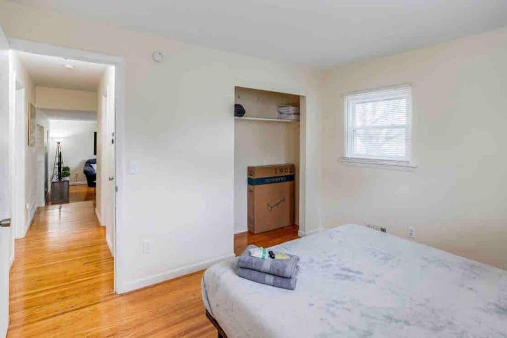 Amazing Ranch Mins Away From Airprt/Rit/Dwtn/Uofr Apartment Rochester Ngoại thất bức ảnh