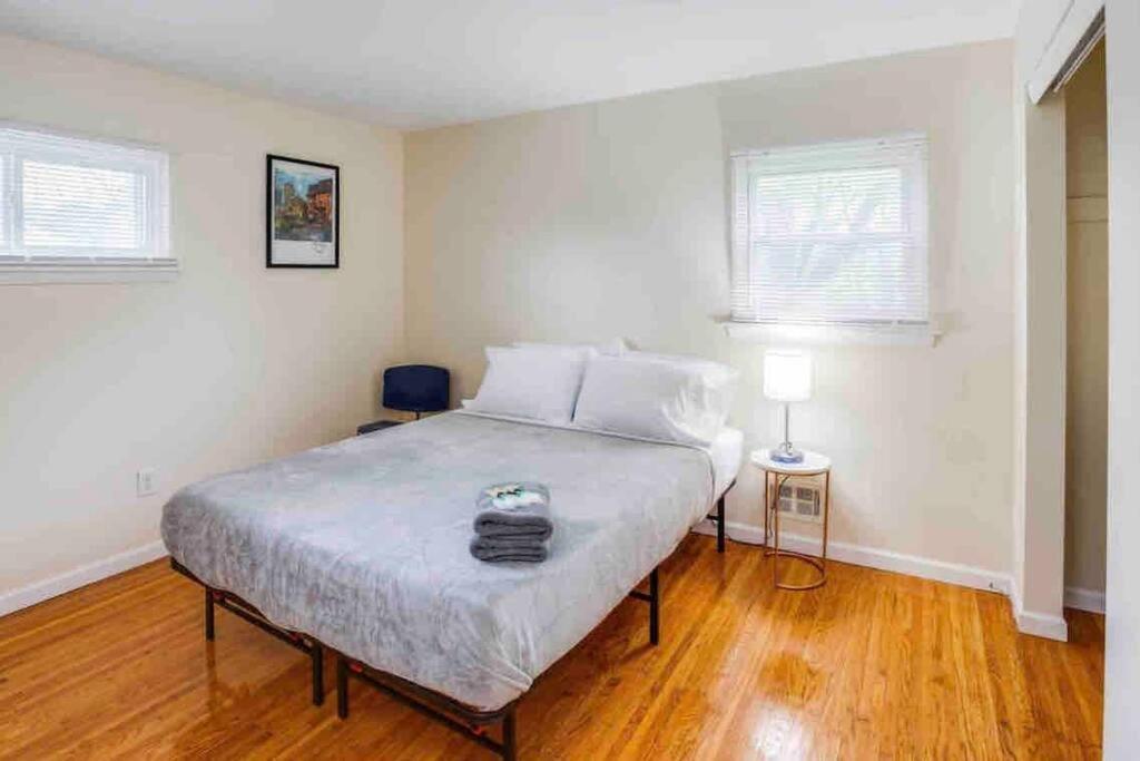 Amazing Ranch Mins Away From Airprt/Rit/Dwtn/Uofr Apartment Rochester Ngoại thất bức ảnh