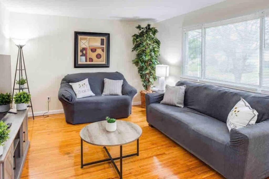 Amazing Ranch Mins Away From Airprt/Rit/Dwtn/Uofr Apartment Rochester Ngoại thất bức ảnh