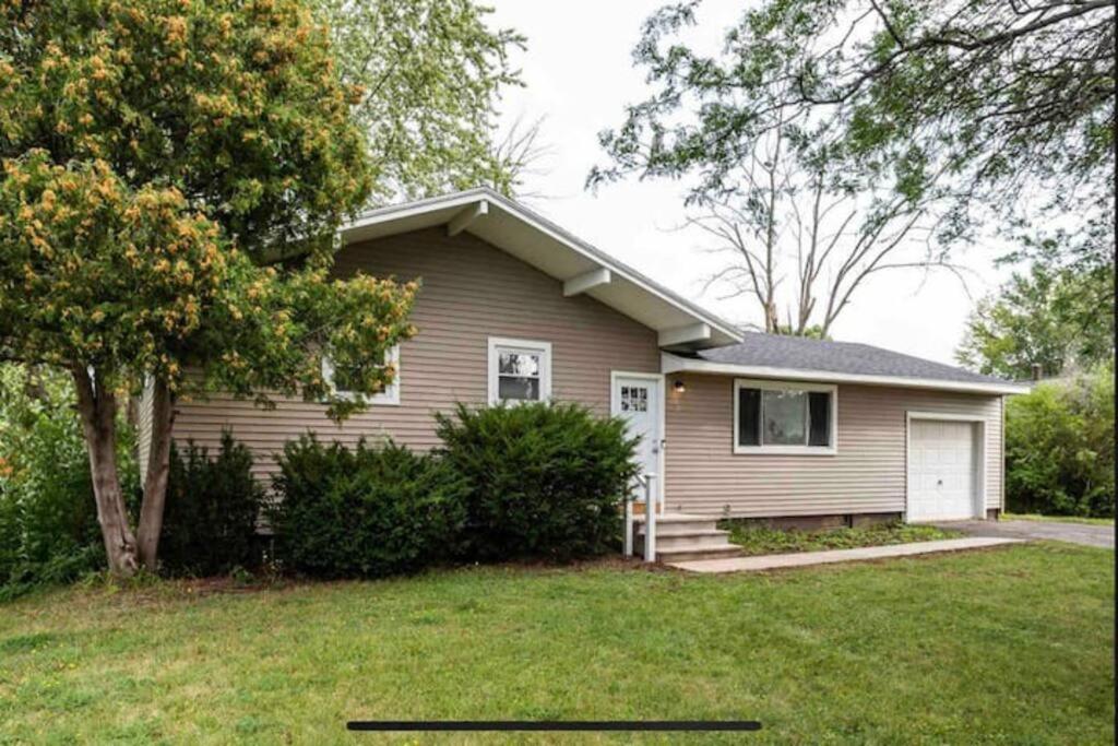Amazing Ranch Mins Away From Airprt/Rit/Dwtn/Uofr Apartment Rochester Ngoại thất bức ảnh